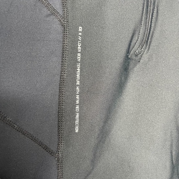 2XU Black Half zip compression cycling top Sz M - Picture 5 of 6